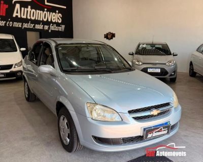 Veiculo_Semi_Novo_Jair_Automoveis_Chevrolet_Classic_2_0_1_1_Prata_3