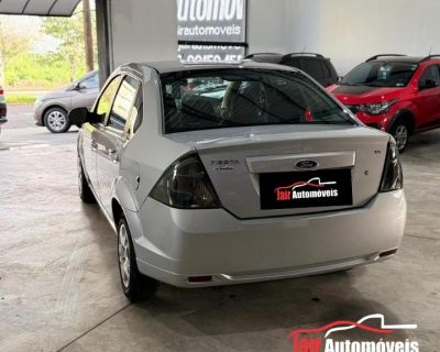 Veículo Semi Novo FORD FIESTA SEDAN CLASS ANO 2014 MOTOR 1.6